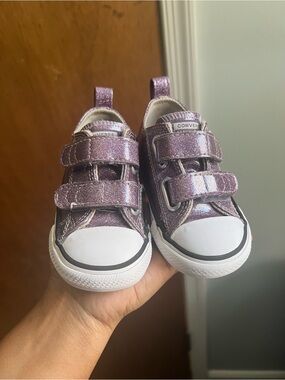 Converse Kids Glitter Purple Velcro Low-Top Sneakers 5c